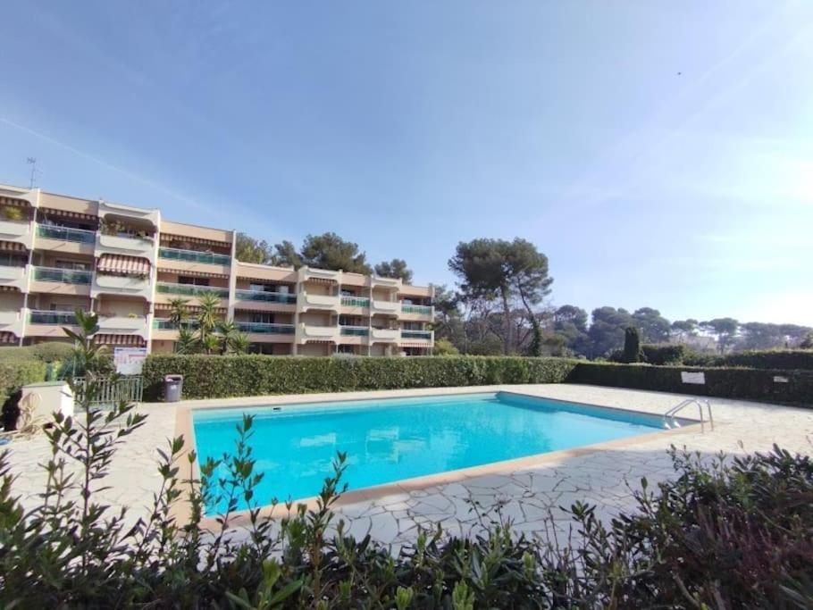 Apartment Piscine Wifi Antibes